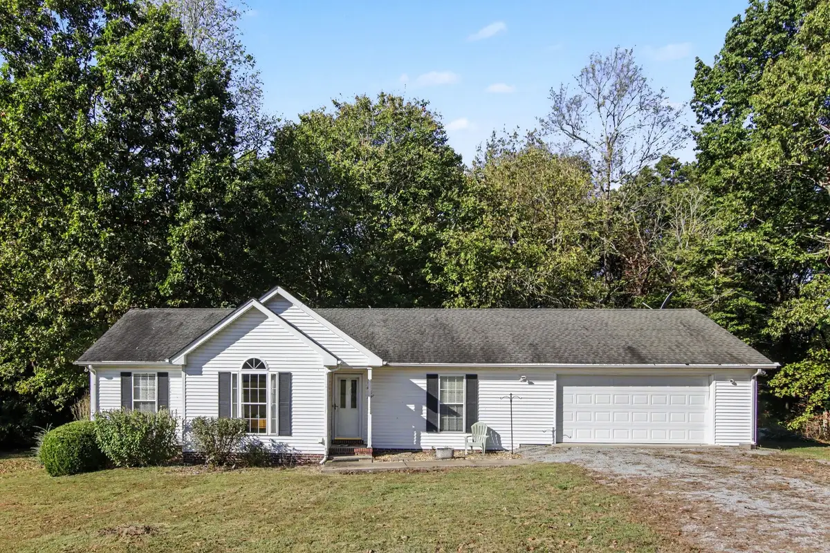 1036 W Stone Creek Trl, Greenbrier, TN 37073 - #1