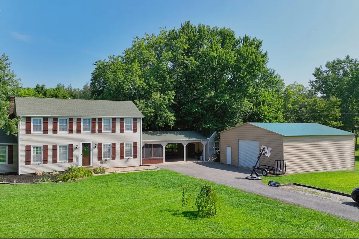 7921 New Chapel Rd, Springfield, TN 37172 - #1