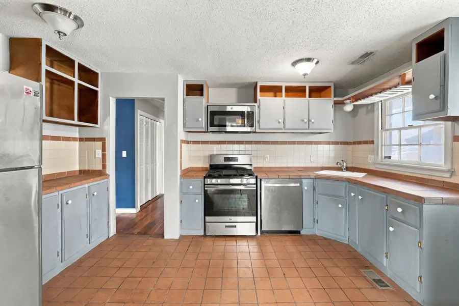 1217 Villa Pl, Nashville, TN 37212 - #3