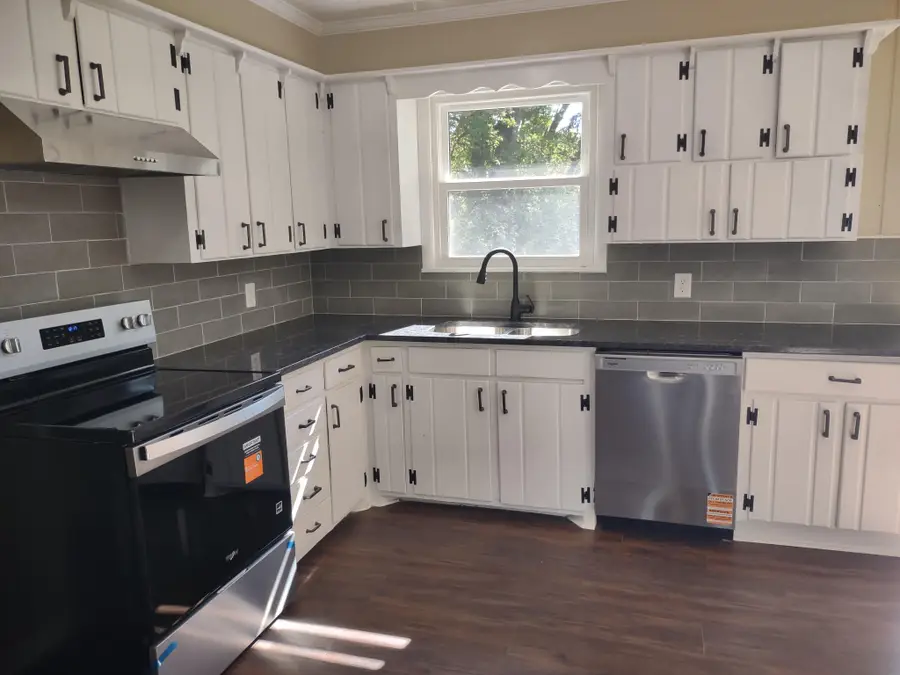 5035 Bonnameade Dr, Hermitage, TN 37076 - #2