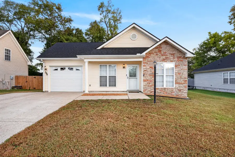 546 Albion Cir, Gallatin, TN 37066 - #3