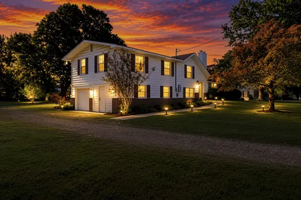 618 Cumberland St E, Cowan, TN 37318