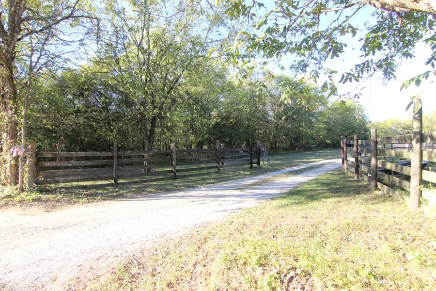 166 Hardy Rd, Pulaski, TN 38478 - #2