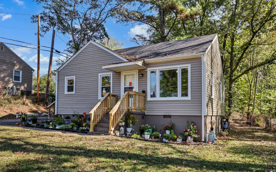 1005 Swift Dr, Clarksville, TN 37040 - #2