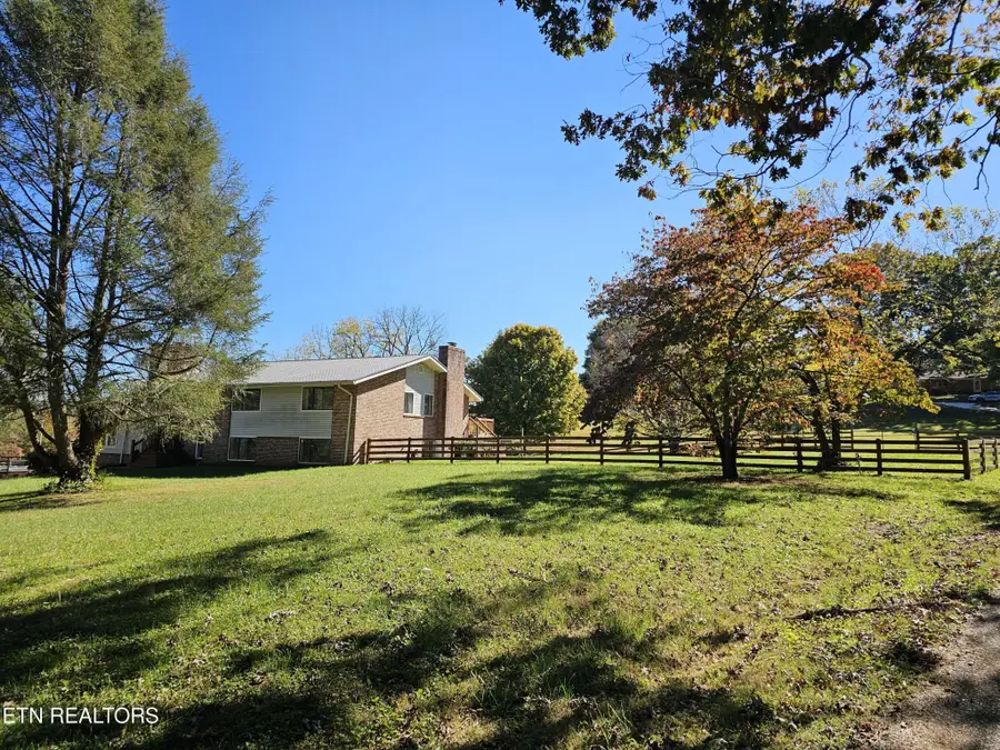 229 Mcneeley Drive, La Follette, TN 37766 - #3