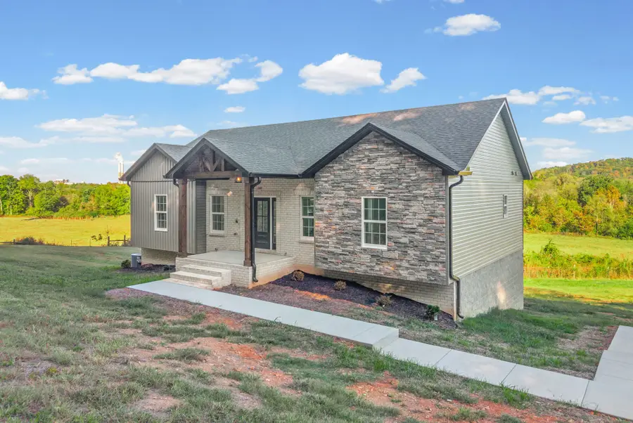 476 Buckeye Road, Cumberland City, TN 37050 - #2