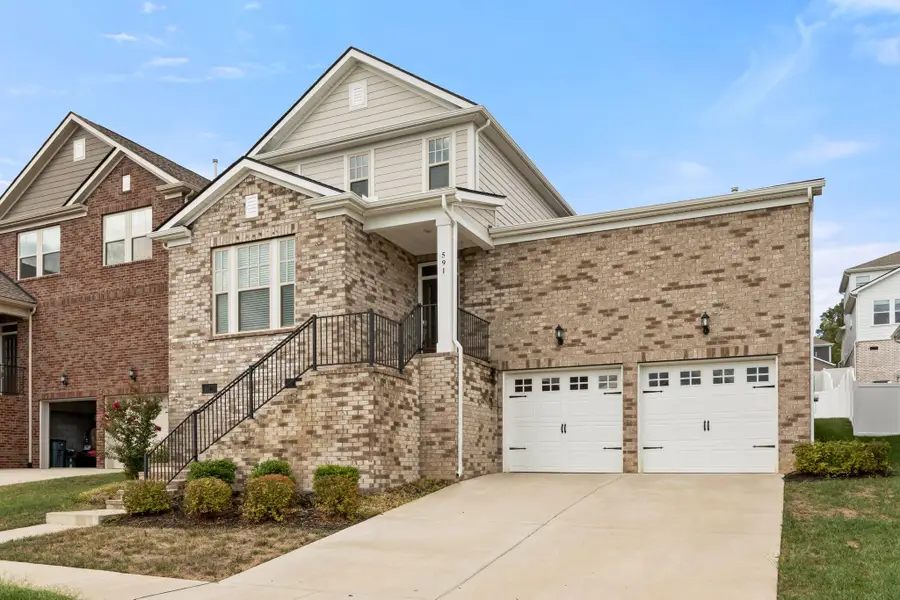 591 Snap Dragon Ln, Hendersonville, TN 37075 - #2