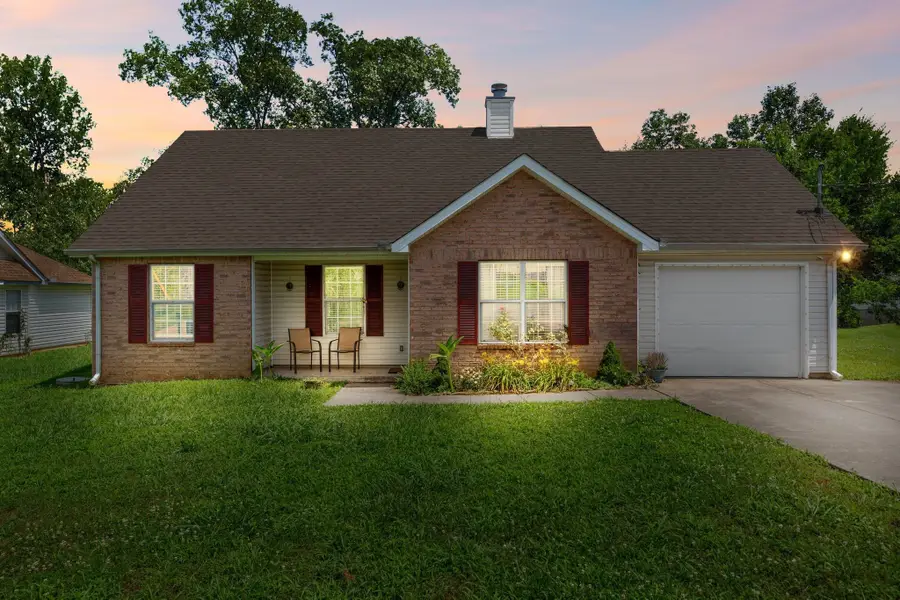 1302 Lyndsey Ridge Dr, La Vergne, TN 37086 - #2