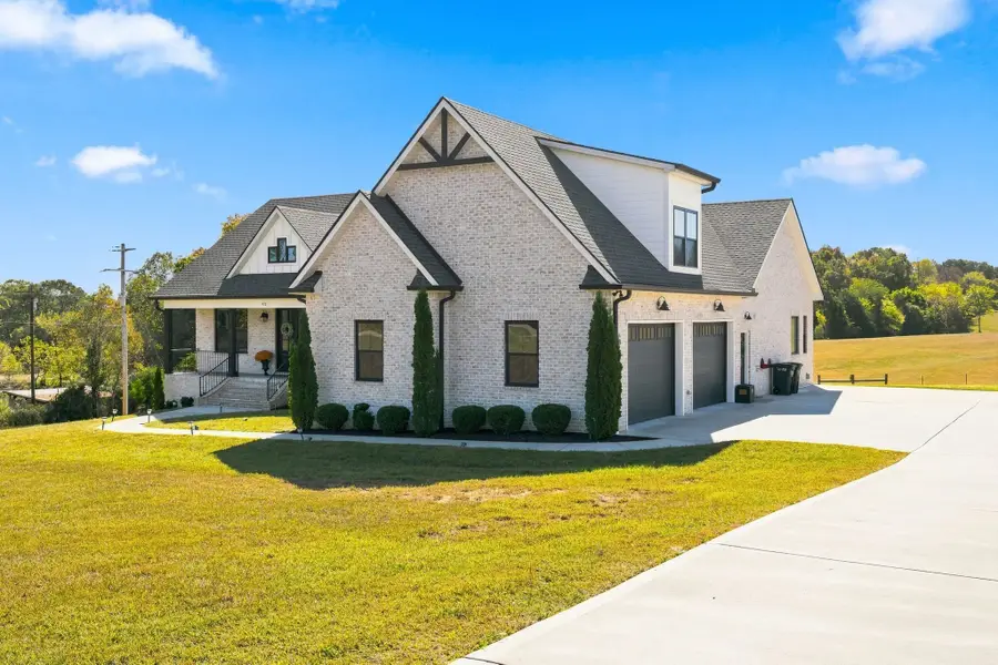 930 Steele Rd, Charlotte, TN 37036 - #3