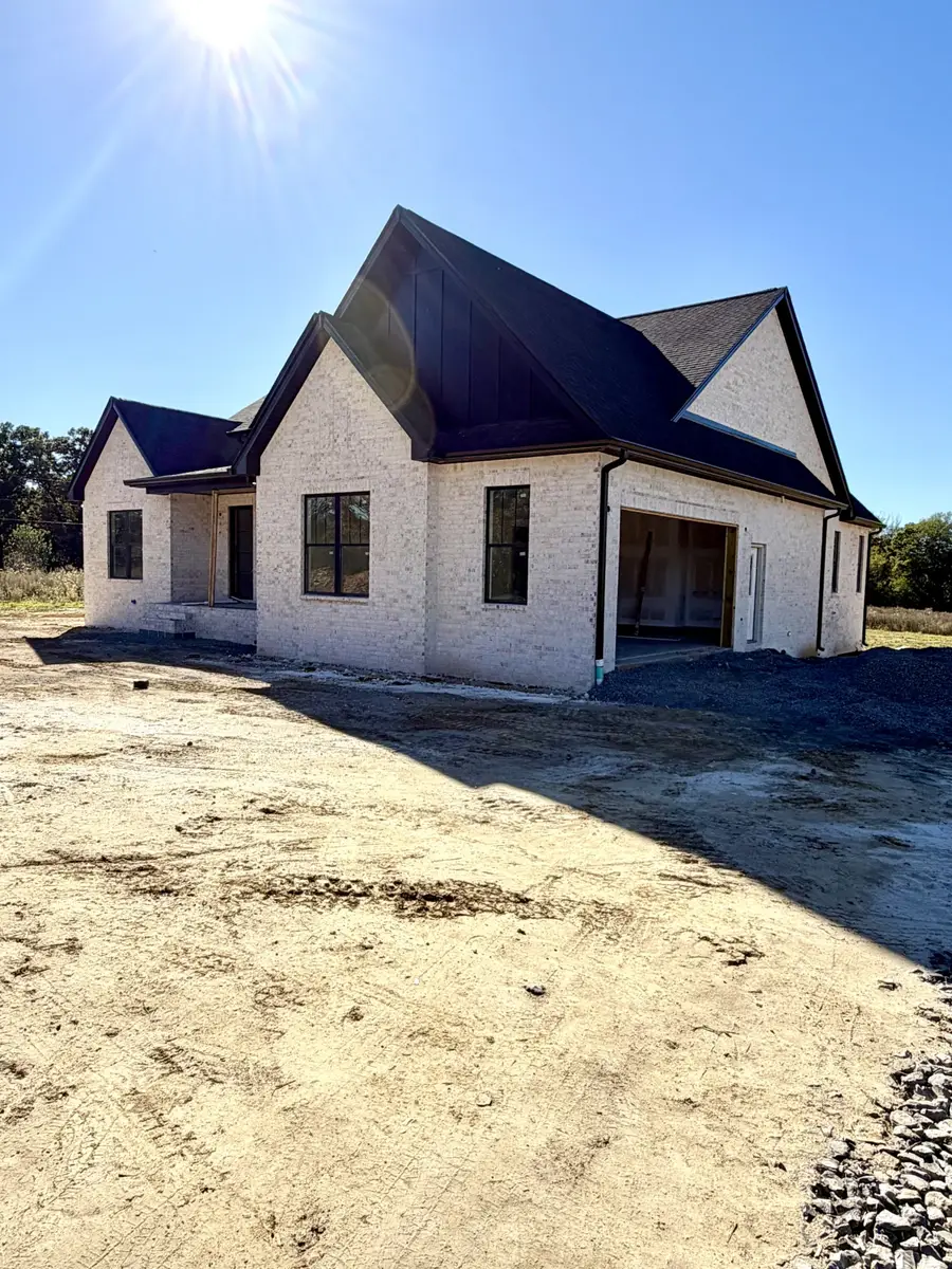 493 South Rd, Cottontown, TN 37048 - #3