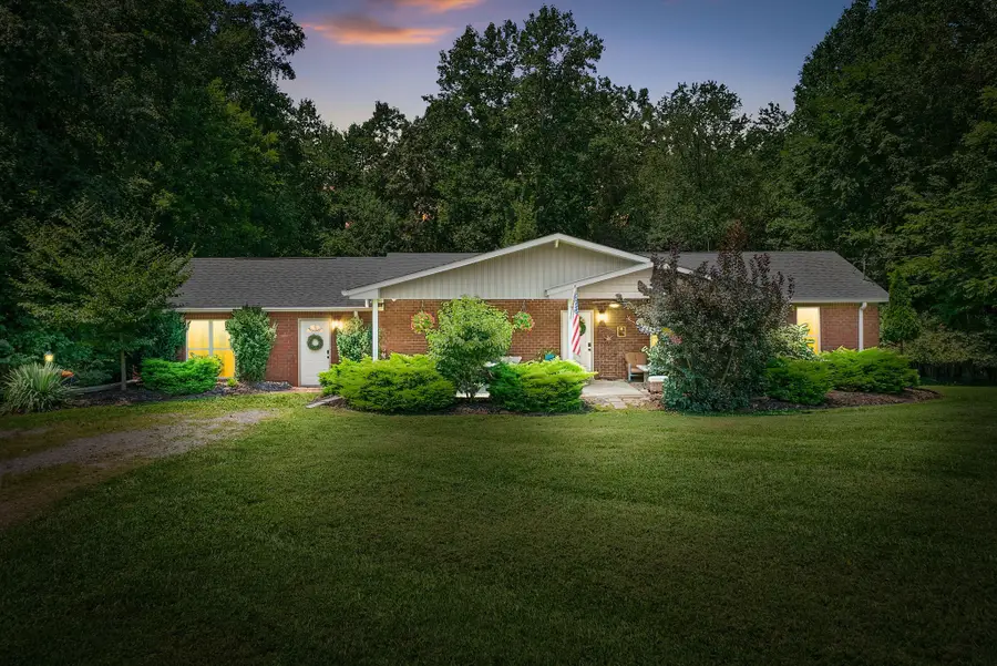 825 Pollard Rd, Clarksville, TN 37042 - #2