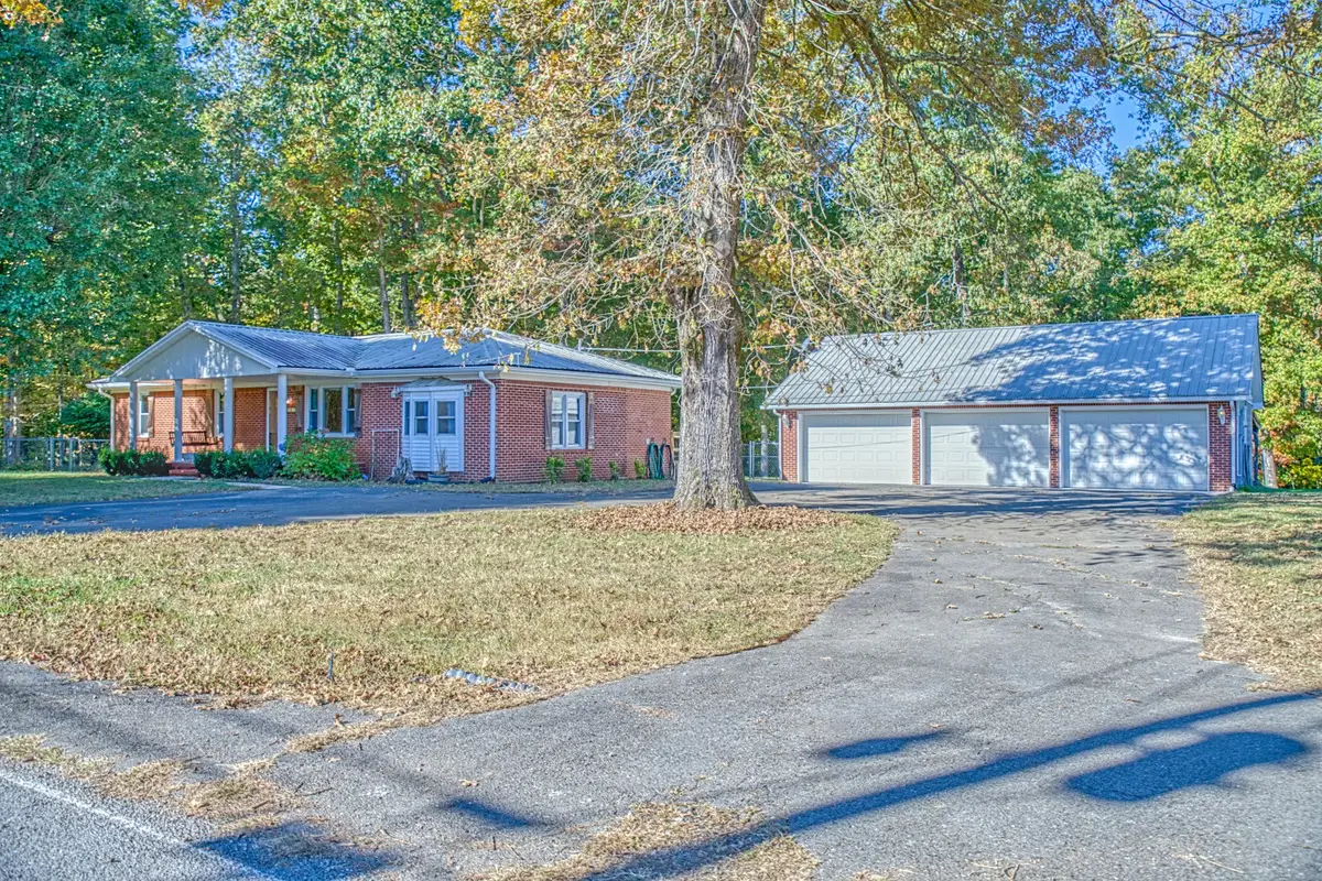 721 Step Rock Hill Rd, Cookeville, TN 38501 - #1