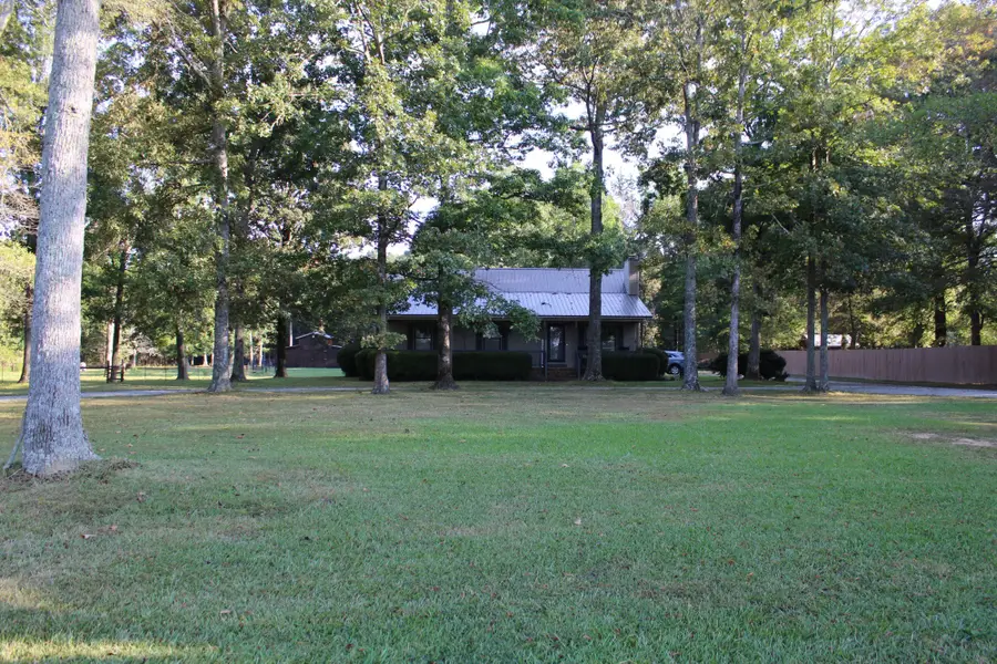 22201 New Garden Rd, Elkmont, AL 35620 - #2