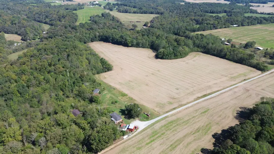 760 Coles Rd, Belvidere, TN 37306 - #2