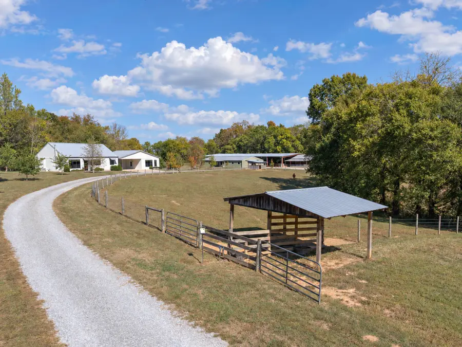 204 Red Hill Rd, Taft, TN 38488 - #2