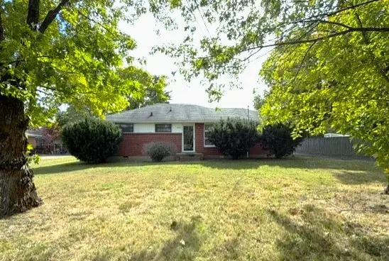 445 Mcmurray Dr, Nashville, TN 37211