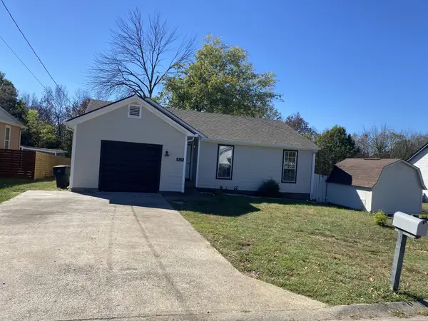 3225 Towne Village Rd E, Antioch, TN 37013