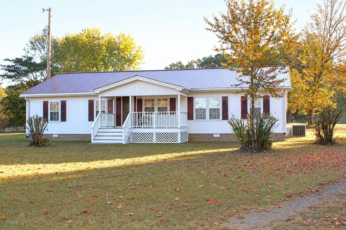 4636 Highway 31 W, Cottontown, TN 37048 - #1
