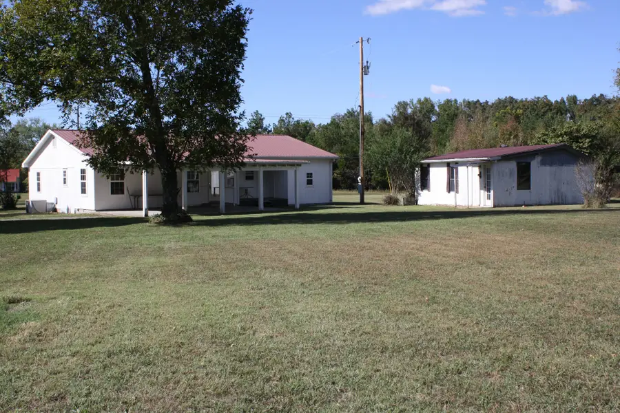 4636 Highway 31 W, Cottontown, TN 37048 - #3
