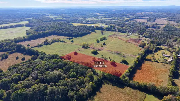 368 Laws Hill Rd, Lewisburg, TN 37091