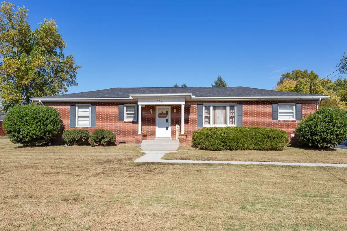 304 Mitchell Ave, Smyrna, TN 37167 - #1