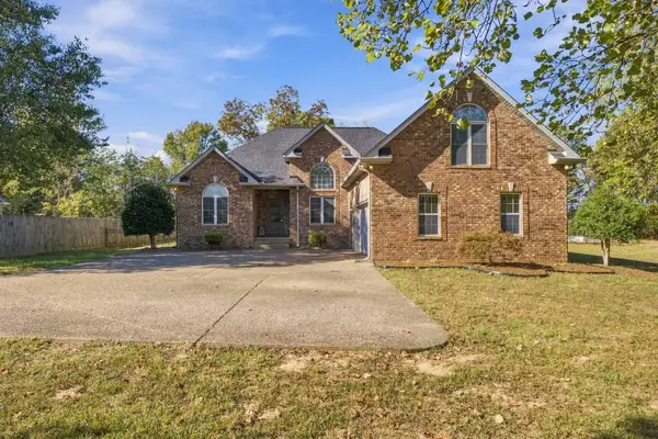 3017 Lana Ln, Greenbrier, TN 37073