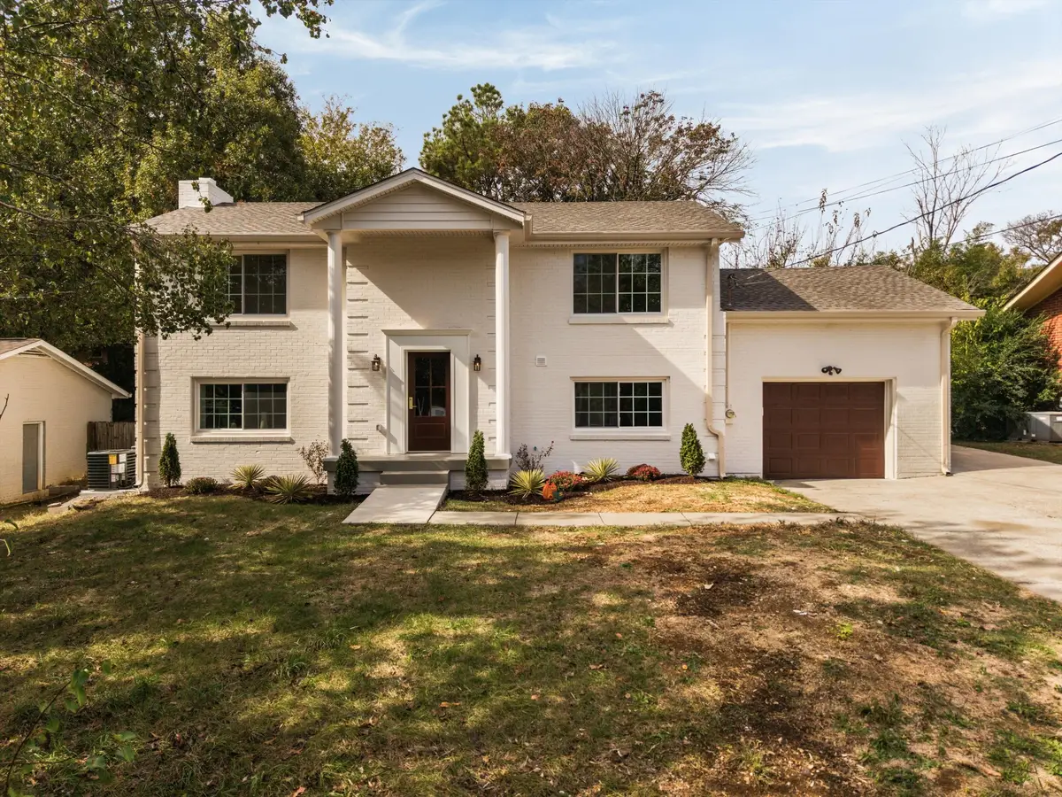 3213 Cynthia Ln, Nashville, TN 37207 - #1