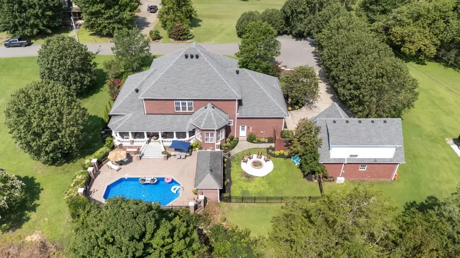 327 N Central Ave, Watertown, TN 37184 - #3