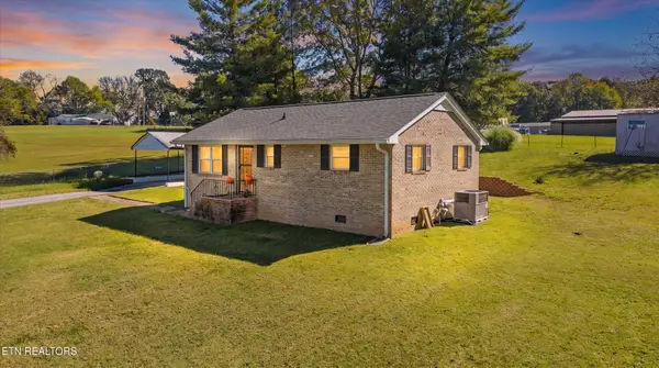 716 W Beaver Creek Drive, Powell, TN 37849