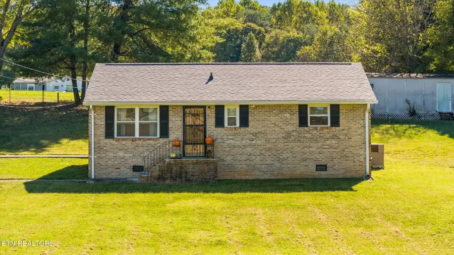 716 W Beaver Creek Drive, Powell, TN 37849 - #2