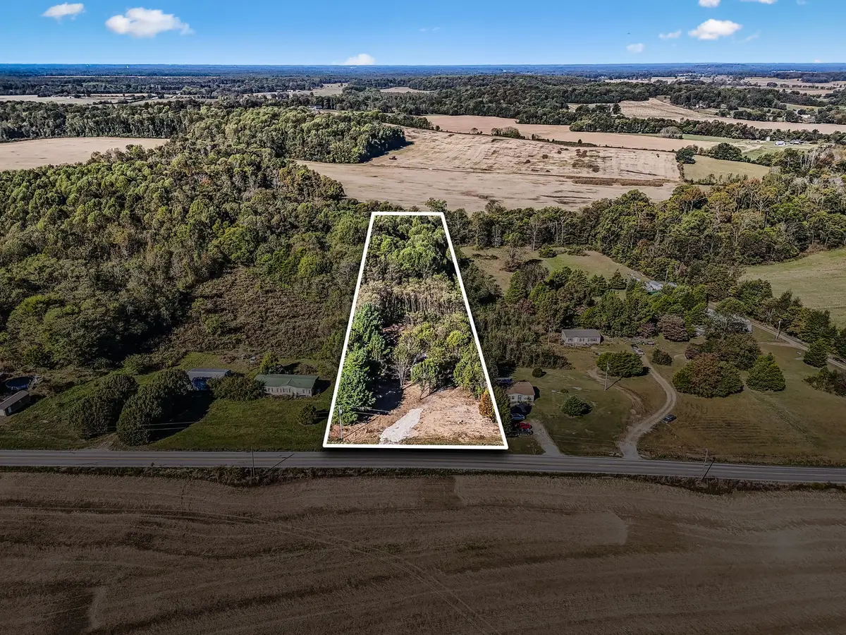 6911 Hillsboro Viola Rd, Manchester, TN 37355 - #1