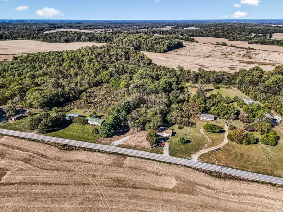 6911 Hillsboro Viola Rd, Manchester, TN 37355 - #3