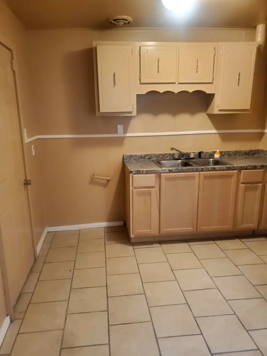 1594 Patton St, Memphis, TN 38106 - #2
