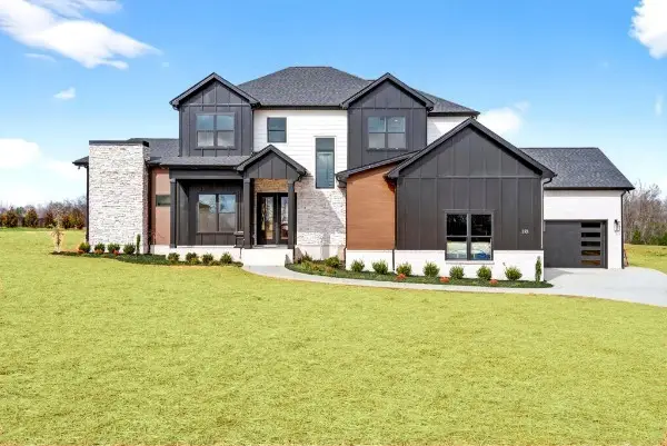 35 Rustic Pines, Dover, TN 37058