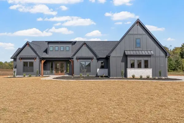 31 Rustic Pines, Dover, TN 37058