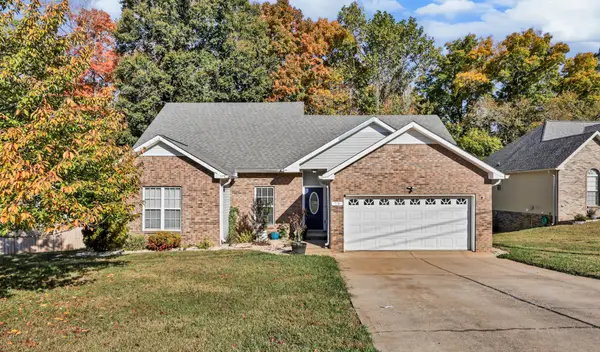 79 West Dr, Clarksville, TN 37040