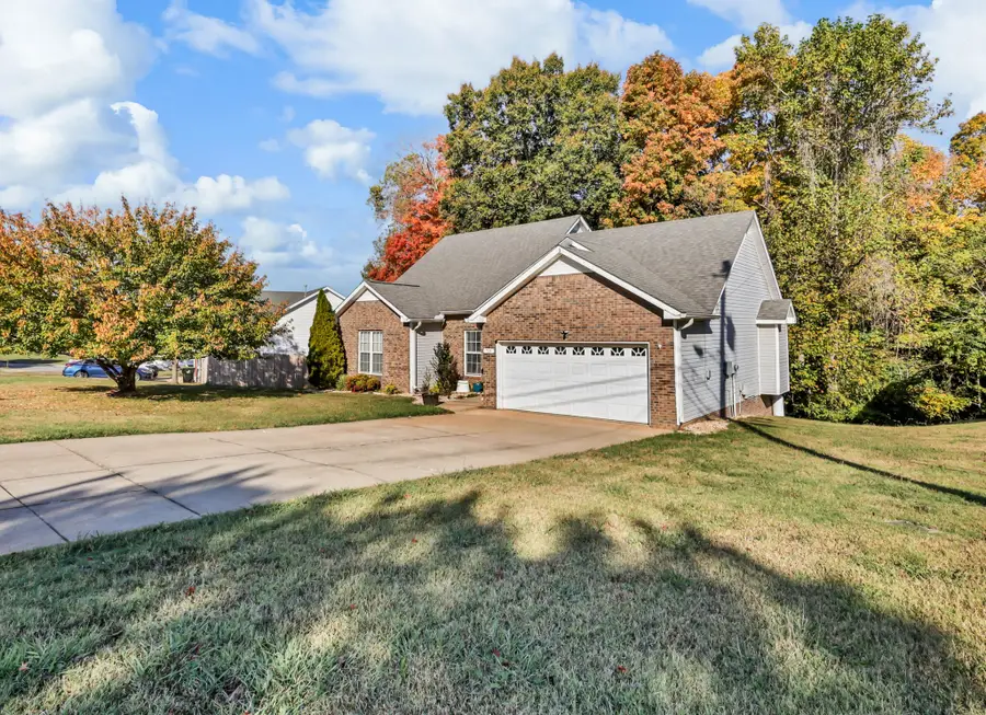 79 West Dr, Clarksville, TN 37040 - #3