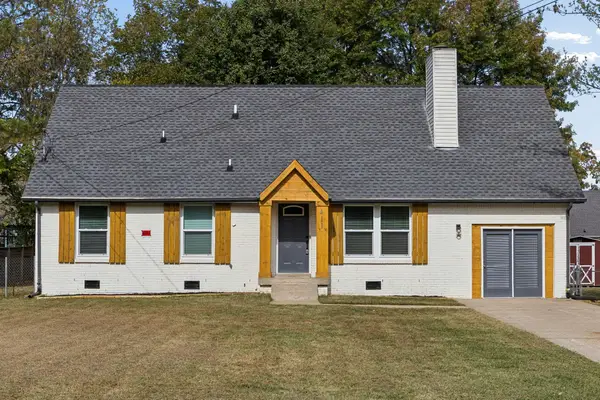 411 Newman Dr, Clarksville, TN 37042