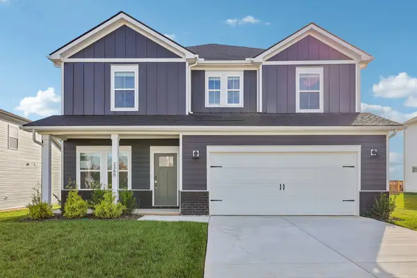 2388 Woodmeadow Dr, Clarksville, TN 37043