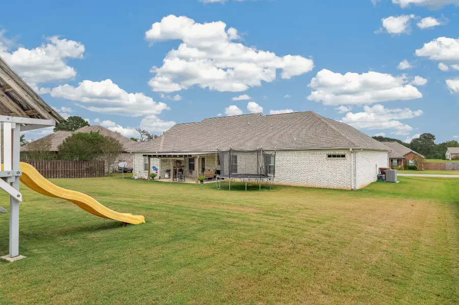 26437 Sydney Dr, Elkmont, AL 35620 - #3