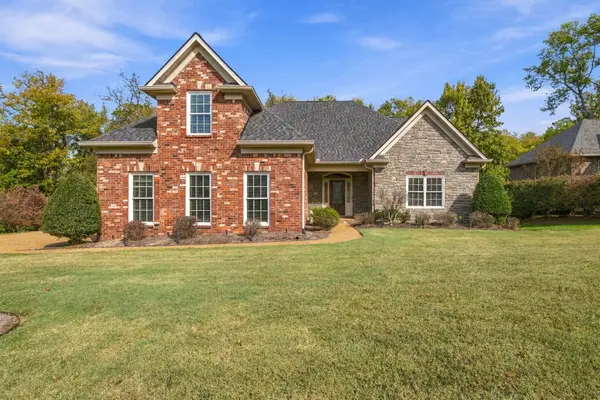 1306 Camelot Bay, Mount Juliet, TN 37122