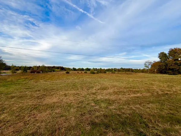 543 Whitaker Rd, Shelbyville, TN 37160