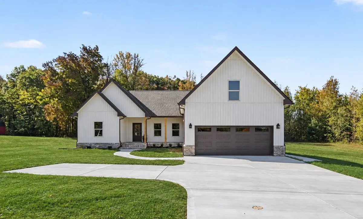 7125 Highway 41a, Pleasant View, TN 37146 - #1