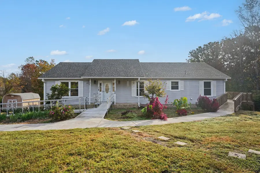 459 Temple Rd, Ashland City, TN 37015 - #2
