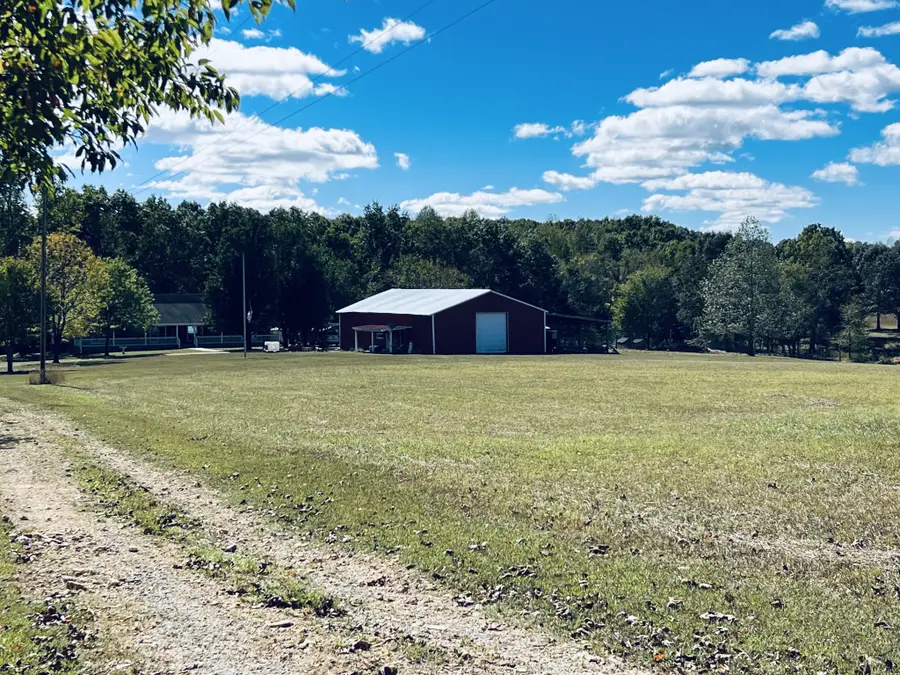 144 Redstone Dr, Summertown, TN 38483 - #2
