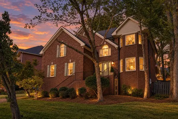 6516 Chessington Dr, Nashville, TN 37221