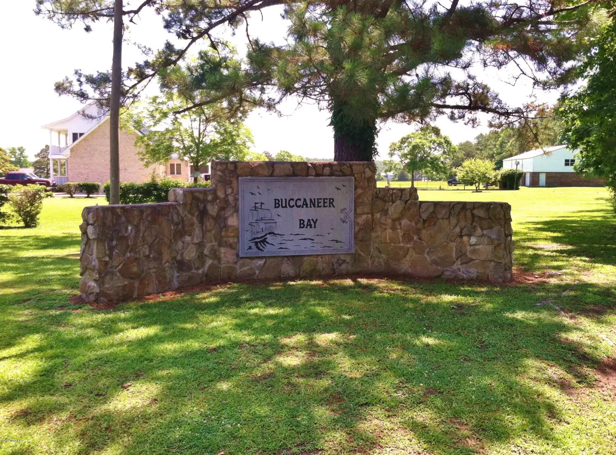 1311 Blackbeard Drive, Oriental, NC 28571 - Image #1