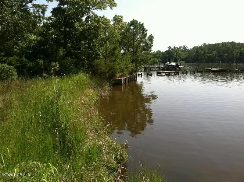 1311 Blackbeard Drive, Oriental, NC 28571 - Image #3