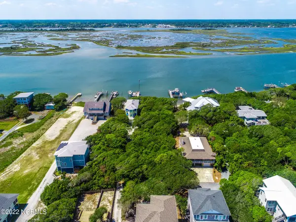 306 N Anderson Boulevard, Topsail Beach, NC 28445