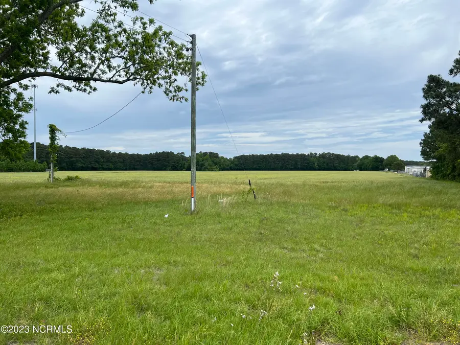 1476 W W. Corbett Avenue, Swansboro, NC 28584 - Image #2